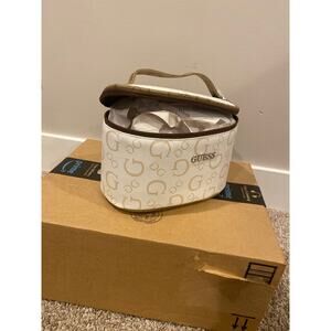 Guess Elisa Travel Vanity Case - Brand New with Tags